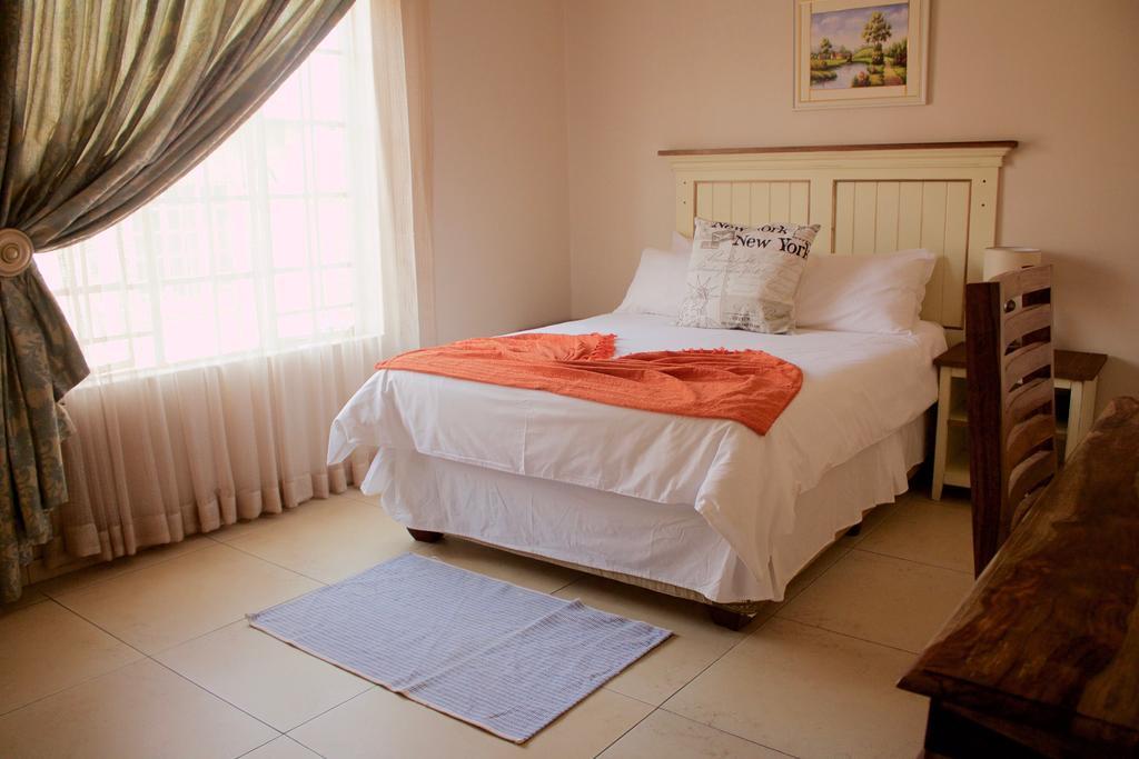 Divine Guest Lodge Рюстенбург Экстерьер фото