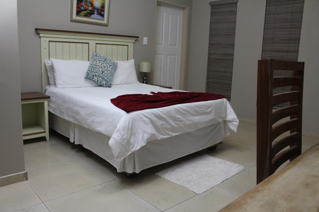 Divine Guest Lodge Рюстенбург Экстерьер фото