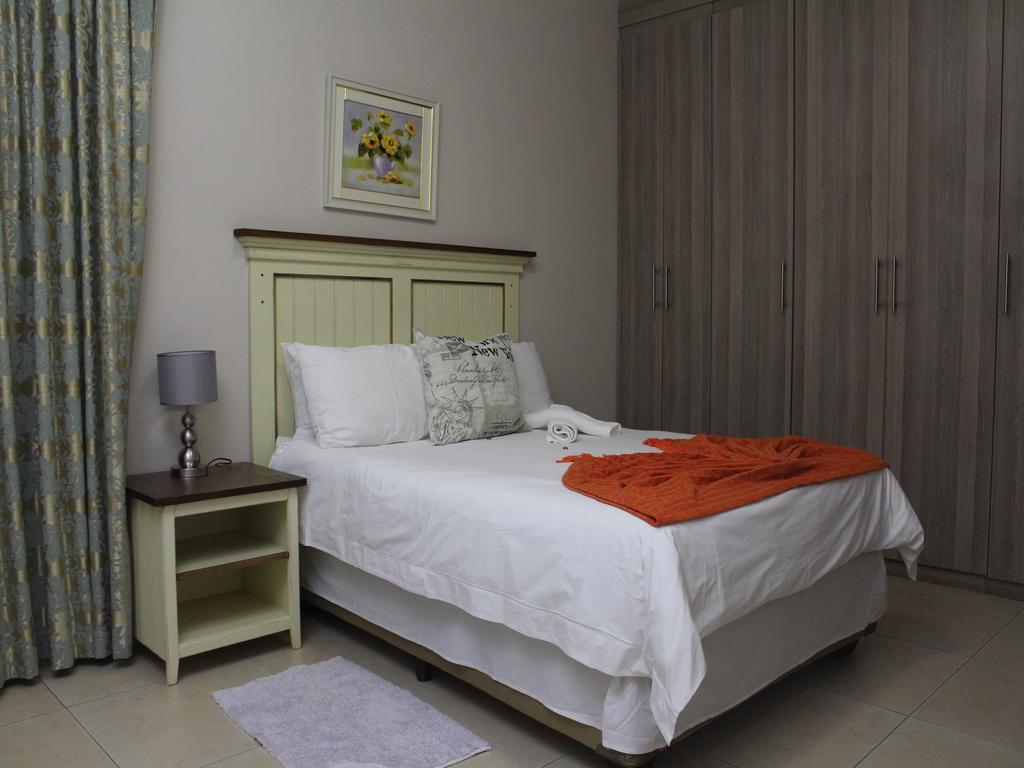 Divine Guest Lodge Рюстенбург Экстерьер фото